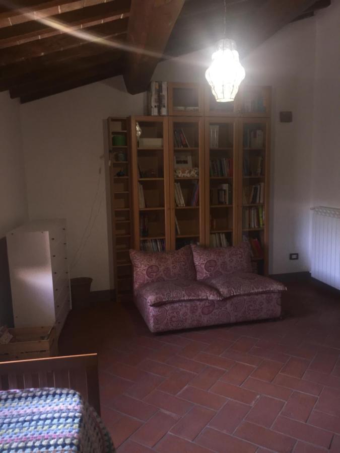 Castello Di Urbech Leilighet Pratovecchio Eksteriør bilde